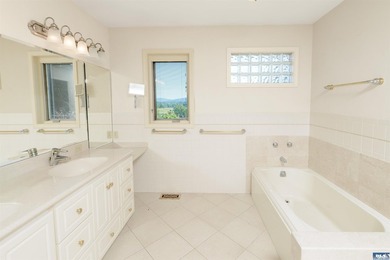 Wake up to sweeping mountain and valley views in one of Sequim's - photo 28
