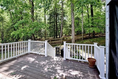 Beautiful 3 or 4 BR (bedroom 4 could be bonus room), nestled on - photo 31