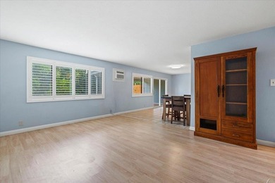 Welcome to this beautifully updated 4-bedroom, 3.5-bath home in - photo 9