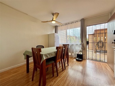 Welcome home to Kaholo Hale! This spacious 3-bedroom, 2.5-bath - photo 8