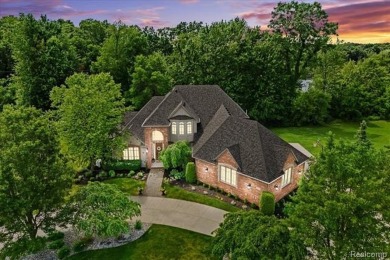 Lake Home Sale Pending in South Lyon, Michigan