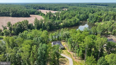 BRAND NEW COMPLETED 5-BEDROOM WATERFRONT HOME INCLUDING A NEW - photo 10
