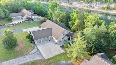 Lake Cumberland Townhome/Townhouse For Sale in Bronston Kentucky