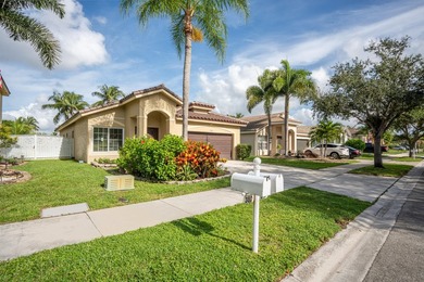 DON'T DELAY, BUY TODAY! This upgraded 4-bedroom, 2.5-bathroom - photo 2