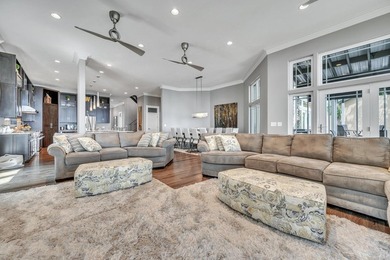Experience the pinnacle of lakeside luxury at 2620 Manhattan - photo 16