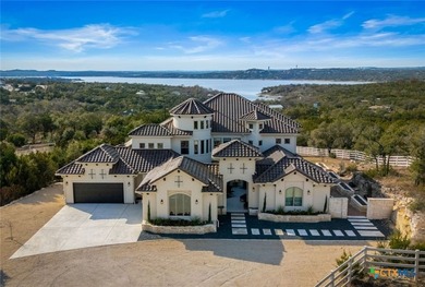 Owner financing available for qualified buyers. Private, gated - photo 1