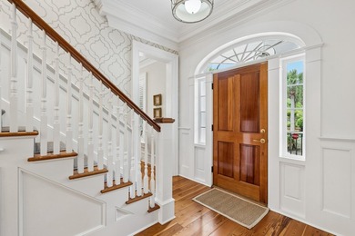 Welcome to 62 Fernandina Street, a Georgian-style lakefront home - photo 6