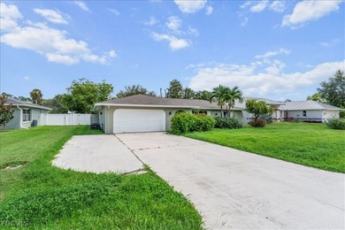 Welcome to this renovated 3 bedroom, 2 bath home tucked away on - photo 4