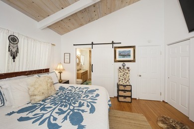 Wake up to sweeping Pacific Ocean views, tropical gardens, and - photo 12