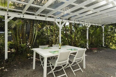 Wake up to sweeping Pacific Ocean views, tropical gardens, and - photo 19