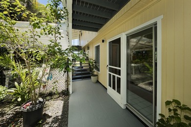 Wake up to sweeping Pacific Ocean views, tropical gardens, and - photo 20