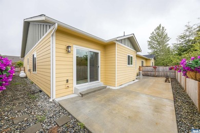 Ideally located in the heart of charming Sequim, this - photo 21
