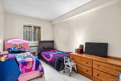 Fantastic Investment Opportunity in the Heart of the Bronx - - photo 10