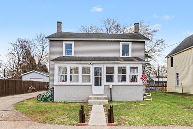 Kalamazoo River Home For Sale in Otsego Michigan