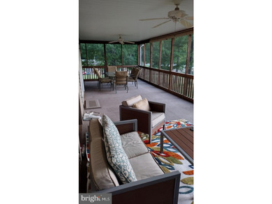 Lakefront Retreat on the Private Side of Lake Anna Experience - photo 7