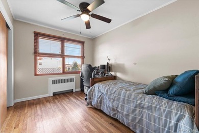 Welcome to your new home! This charming, move-in-ready - photo 8