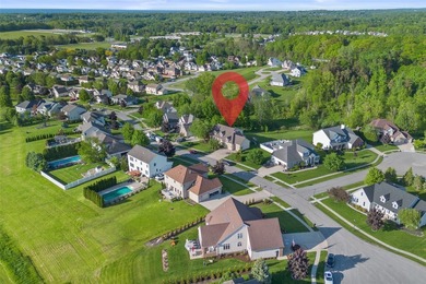 Custom-built by Luciano & located in desirable Millcreek - photo 11