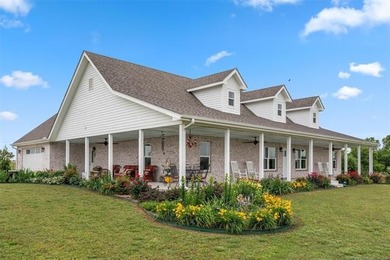Picturesque 40 acres with a beautiful custom home built in 2021 - photo 1