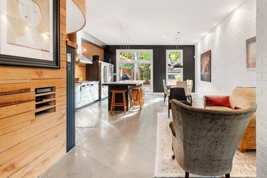 Au coeur de Saint-Henri, cette maison de ville unique sur trois - photo 13