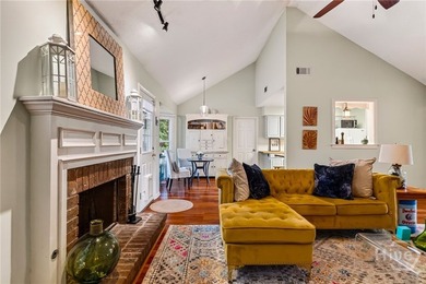 Welcome home to this lovely 4-bedroom, 2-bath residence in the - photo 14