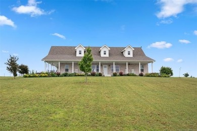 Picturesque 40 acres with a beautiful custom home built in 2021 - photo 4