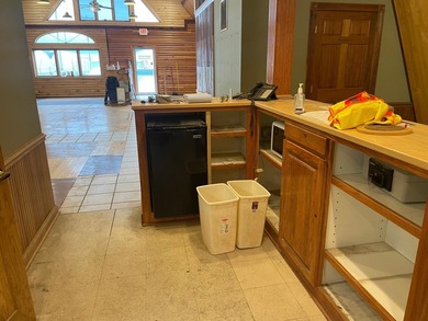 Commercial property for sale. This property has easy access to - photo 14