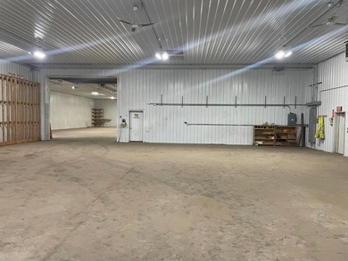 Commercial property for sale. This property has easy access to - photo 15