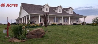 Picturesque 40 acres with a beautiful custom home built in 2021 - photo 6