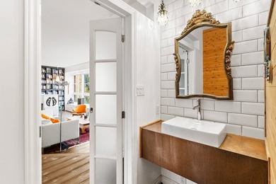 Au coeur de Saint-Henri, cette maison de ville unique sur trois - photo 36