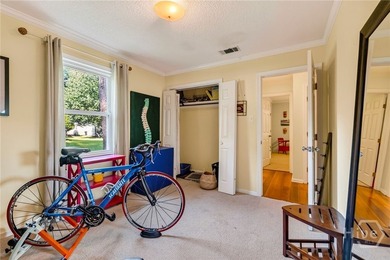 Welcome home to this lovely 4-bedroom, 2-bath residence in the - photo 36