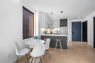 Vista 72 is a brand-new boutique condominium located in the - photo 41