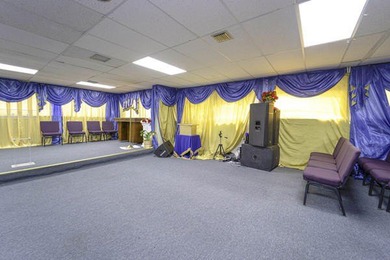 Professional office condo available in a prime West Palm Beach - photo 2