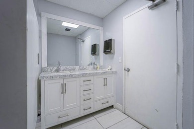 Professional office condo available in a prime West Palm Beach - photo 8
