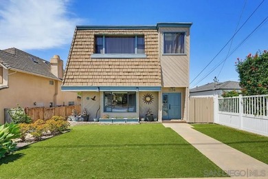 Perched atop a prime hilltop, this expansive 3,166 sq. ft - photo 1