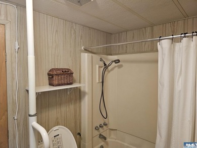 Very well kept home in Juniper Mobile Estates. This home is - photo 16