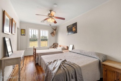 Welcome to an extraordinary real estate opportunity that - photo 25
