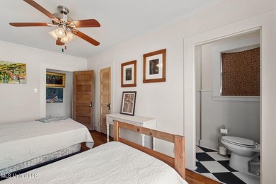 Welcome to an extraordinary real estate opportunity that - photo 26
