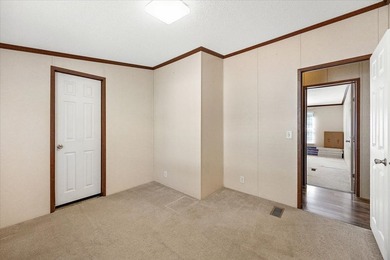 Beautiful home on Lake Pinkston. Just under 3 acres with two - photo 32