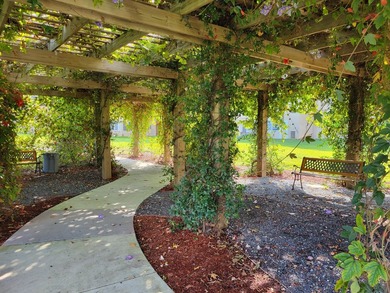 A Must-See Gem in a Vibrant Community! Discover this beautiful - photo 32