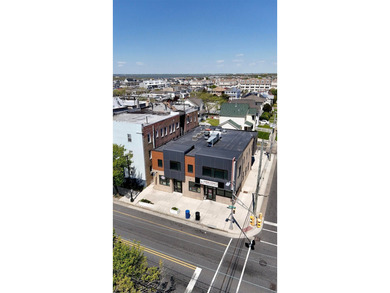 Prime mixed-use investment opportunity just steps from Stockton - photo 2