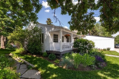 This beautifully renovated 3,370 SF building, updated in 2021 - photo 4