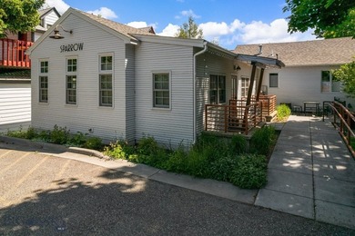 This beautifully renovated 3,370 SF building, updated in 2021 - photo 5