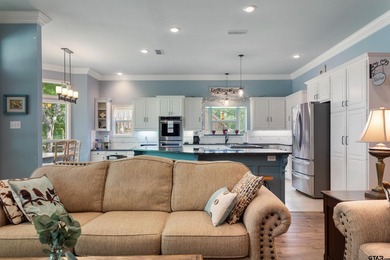 Welcome to Hideaway Lake, one of East Texas' premier private - photo 10