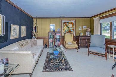 3 BEDROOM SPLIT LEVEL, UPDATED KITCHEN, LOTS OF STORAGE, AND - photo 5