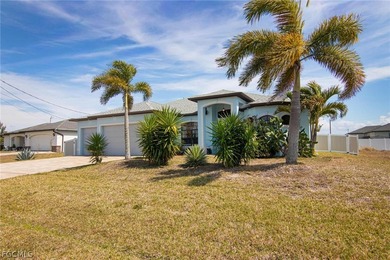 You've found your DREAM HOME in a PRIME location! Absolutely - photo 2