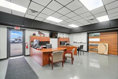 Tremendous opportunity to own property in very close proximity - photo 27