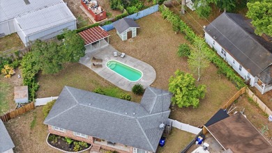Prime location just 10 minutes to Folly Beach and 10 minutes to - photo 32