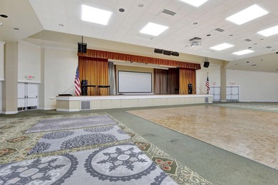 BEAUTIFUL REMODELED UNIT LOCATED IN SUNRISE LAKES PHASE 3, WITH - photo 33