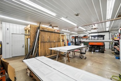 Tremendous opportunity to own property in very close proximity - photo 39