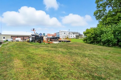 Tremendous opportunity to own property in very close proximity - photo 44